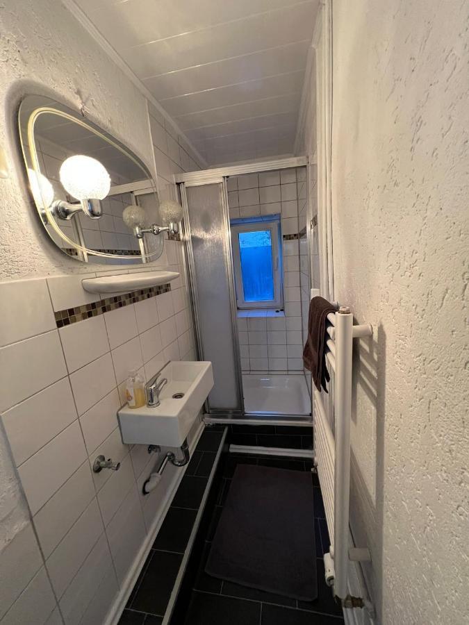Adam'S Hostel - Self Check-In & Only Private Rooms Düsseldorf Eksteriør billede