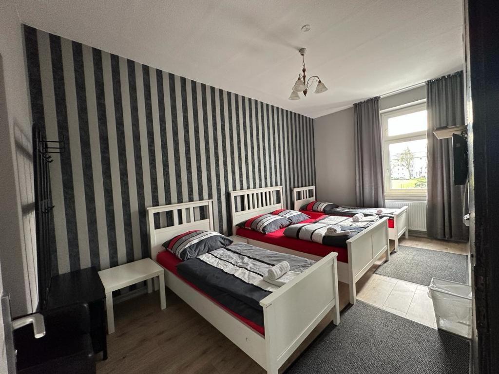 Adam'S Hostel - Self Check-In & Only Private Rooms Düsseldorf Eksteriør billede